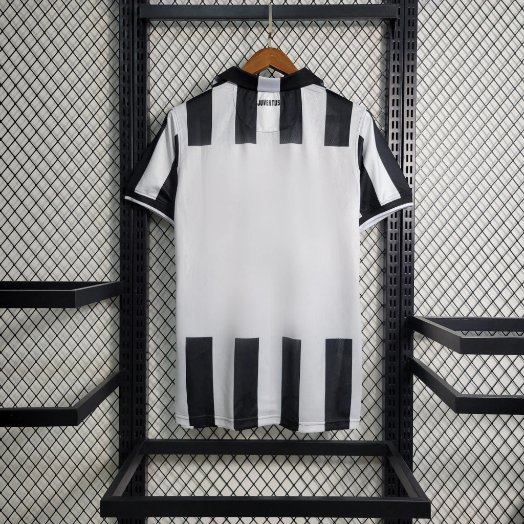 Camisa Retrô Juventus I 14/15