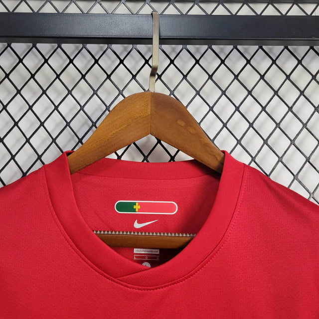 Camiseta Retrô Seleção Portugal I 2010