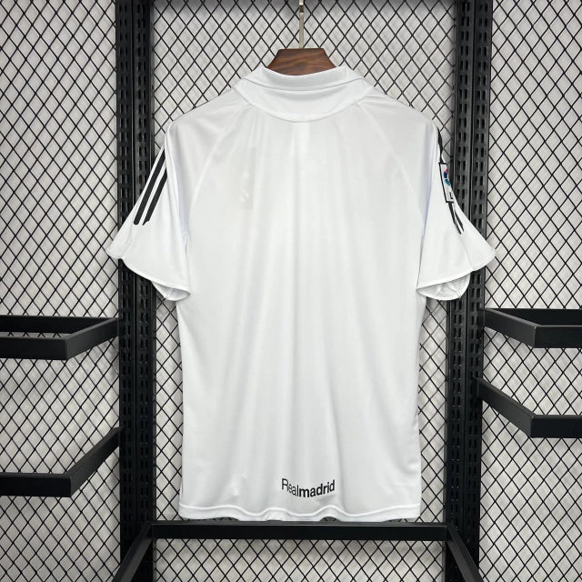 Camisa Retrô Real Madrid I 05/06