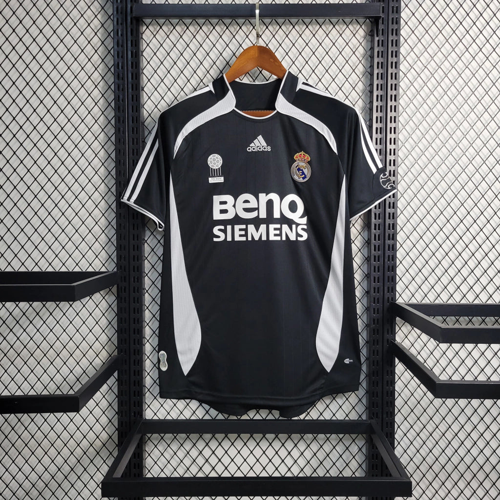 Camisa Retrô Real Madrid I 06/07